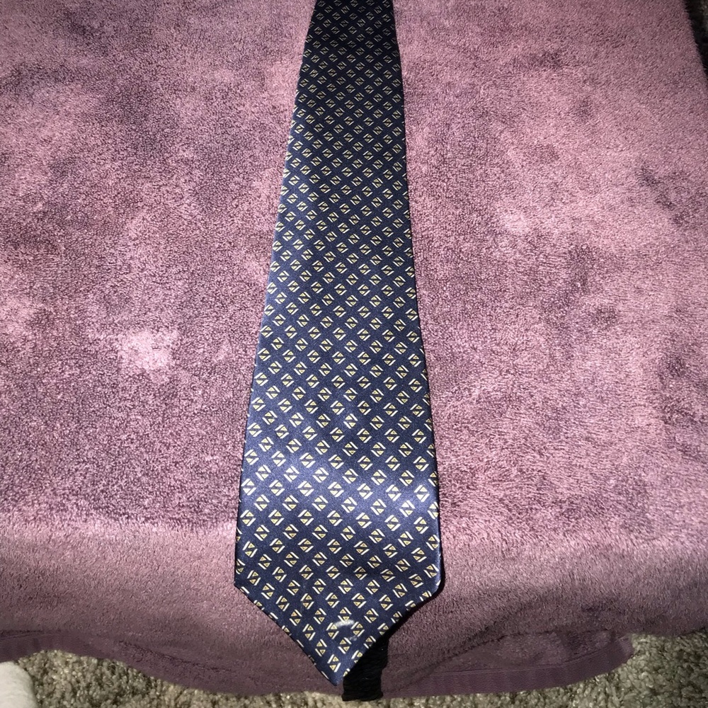 Bill Blass silk tie